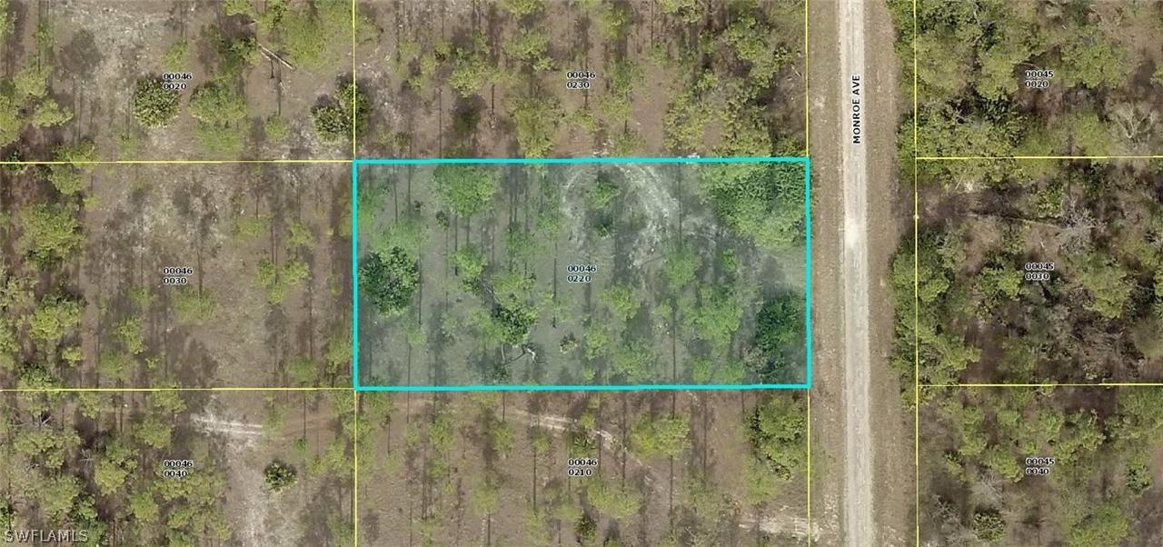 1119 Monroe Ave., Lehigh Acres, FL 33972