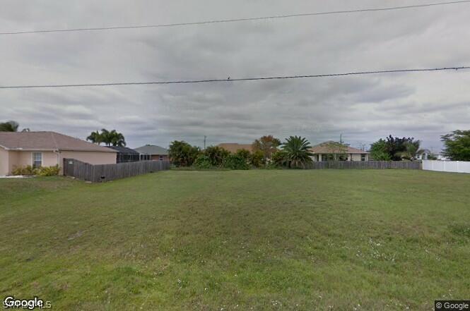 2035 NW 4th Ter., Cape Coral, FL 33993