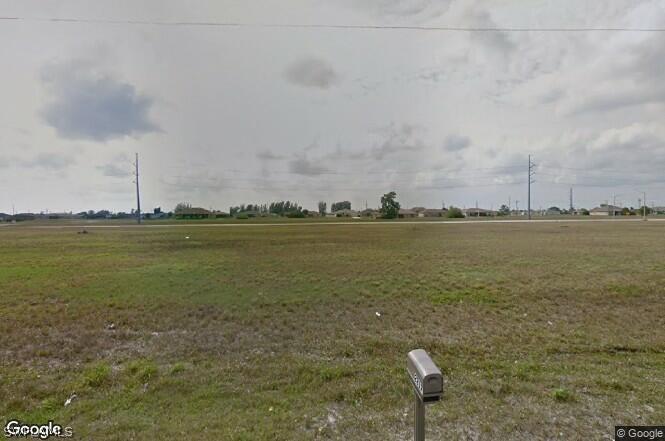 2218 NE Juanita Pl., Cape Coral, FL 33909