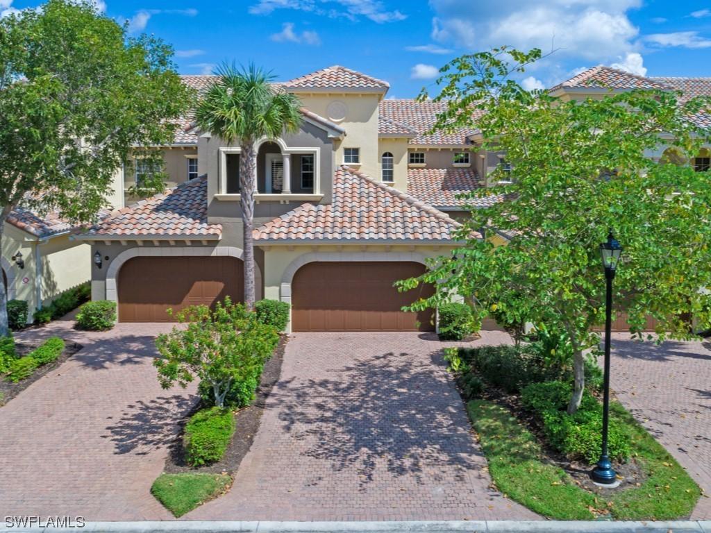 3725 Montreux Ln. #102, Naples, FL 34114