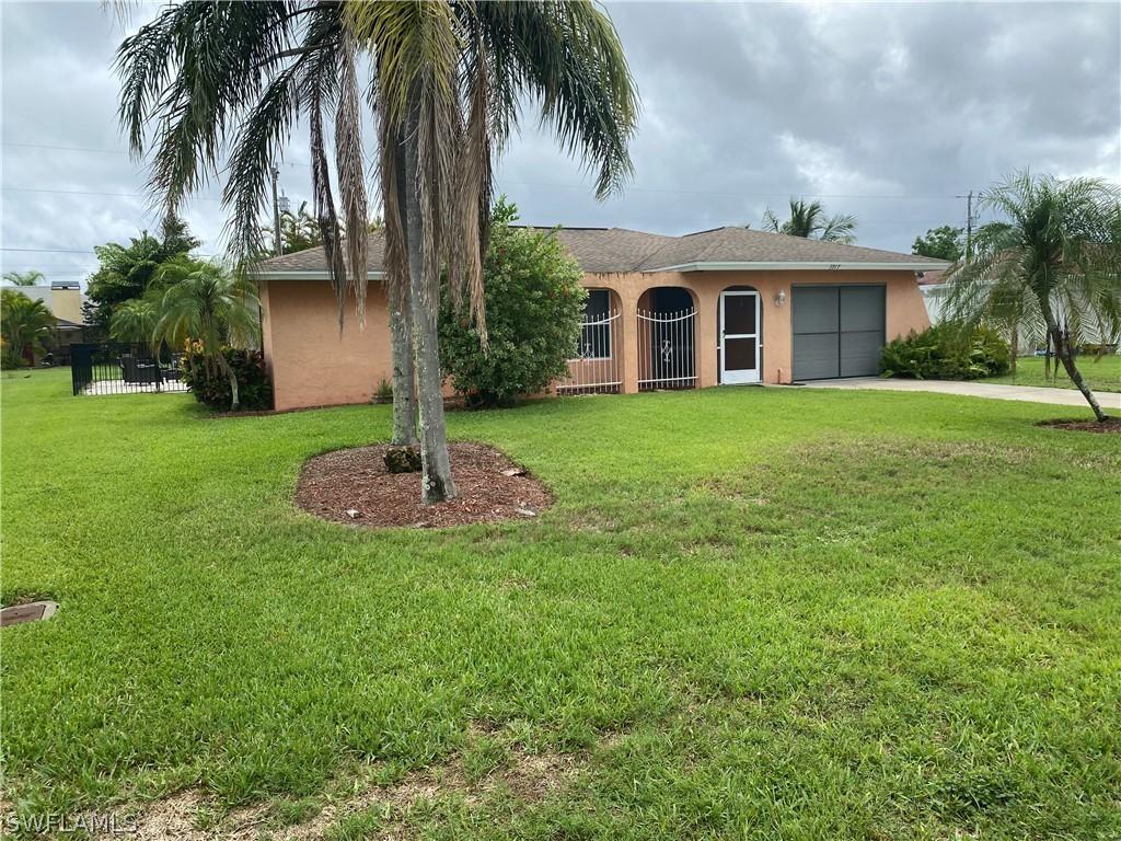 3917 SE 1st Pl., Cape Coral, FL 33904