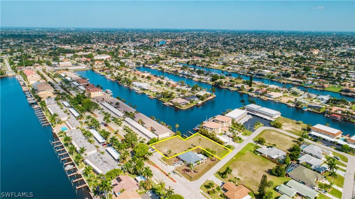 1749/1751 Beach Pkwy., Cape Coral, FL 33904