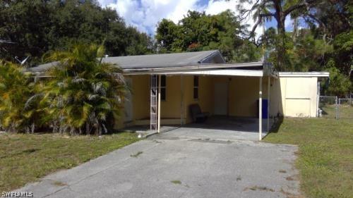 2233 Dora St., Fort Myers, FL 33901