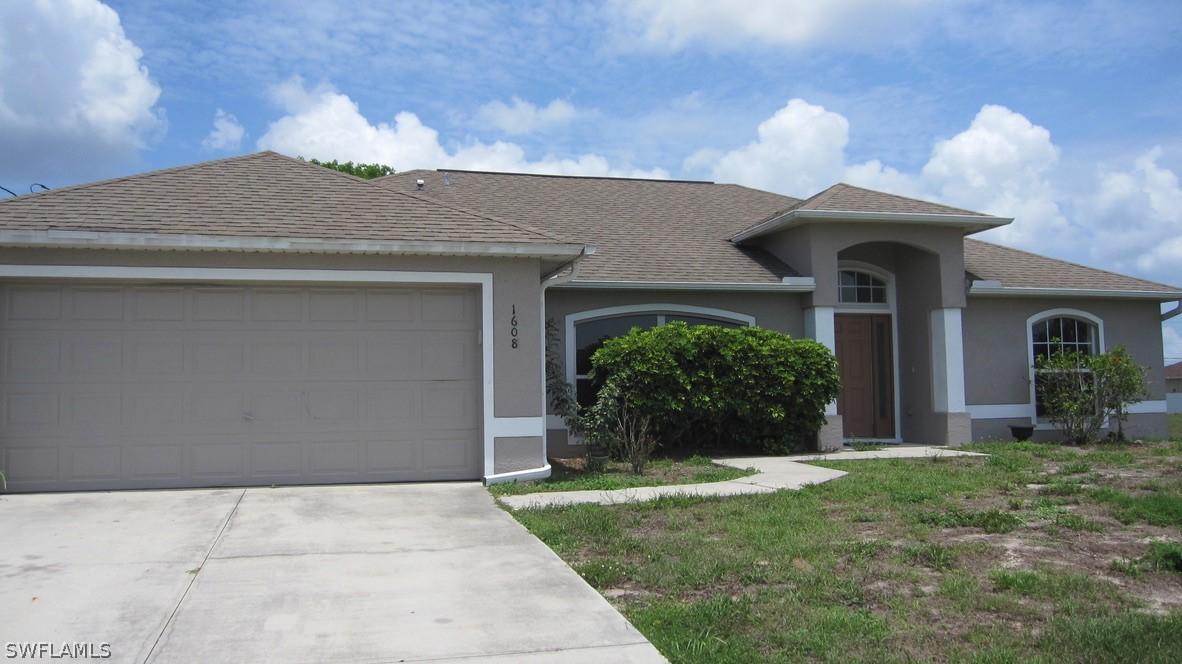 1608 NW 7th Pl., Cape Coral, FL 33993