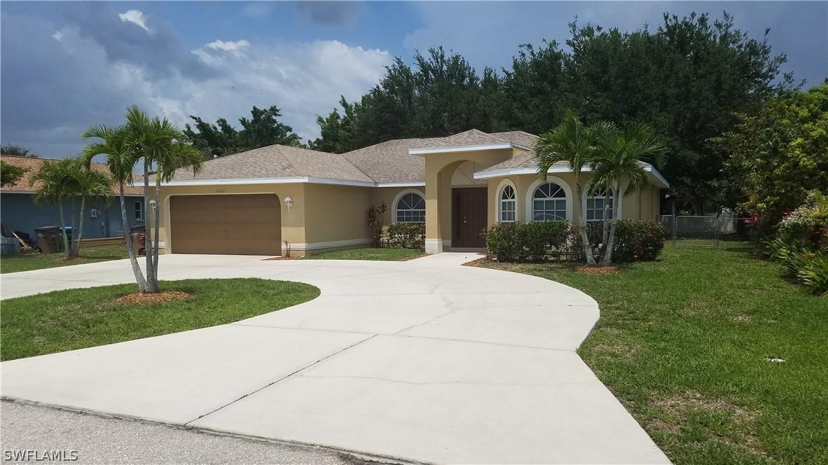 1521 SE 8th Pl., Cape Coral, FL 33990