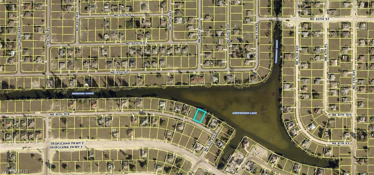 439 NE 8th Ter., Cape Coral, FL 33909