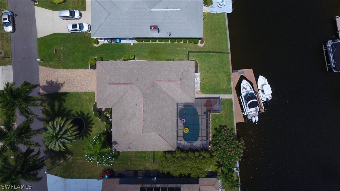1915 SE 37th Ter., Cape Coral, FL 33904