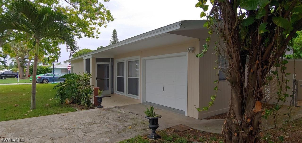 138 SE 44th St., Cape Coral, FL 33904