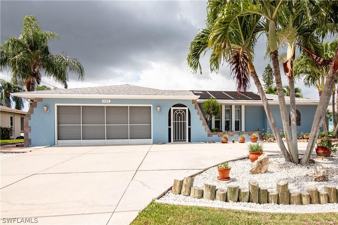 1121 SE 29th Ter., Cape Coral, FL 33904