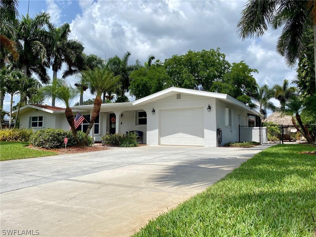 6214 Saint Andrews Cir., Fort Myers, FL 33919