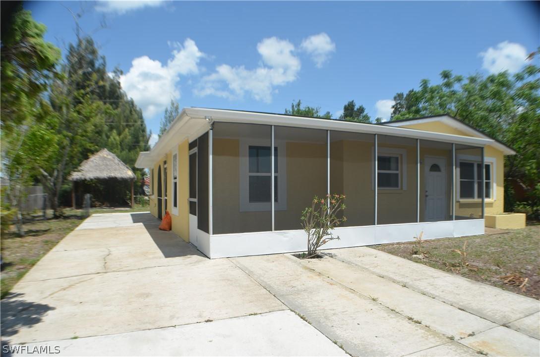 43 Abaco St., Lehigh Acres, FL 33936