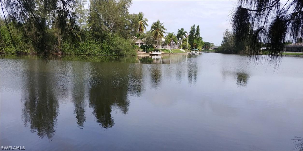 302 SW 21st Ave., Cape Coral, FL 33991