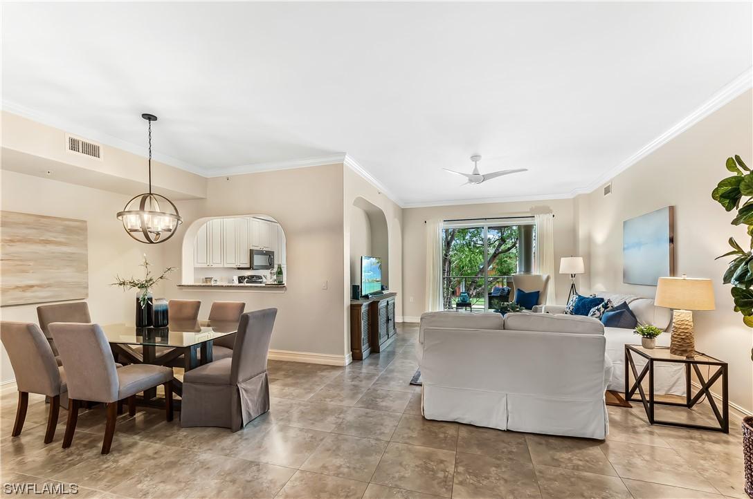 850 6th Ave. #204, Naples, FL 34102