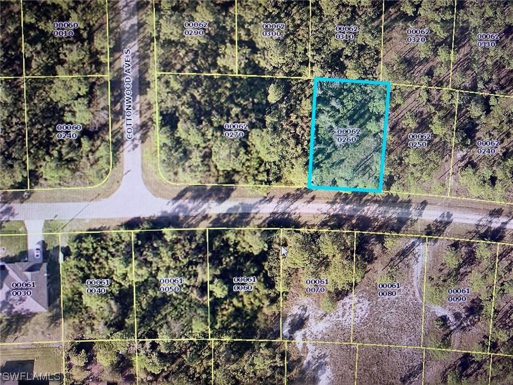 927 Barton St., Lehigh Acres, FL 33936