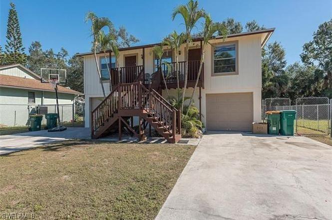 2923 Gordon St., Naples, FL 34112