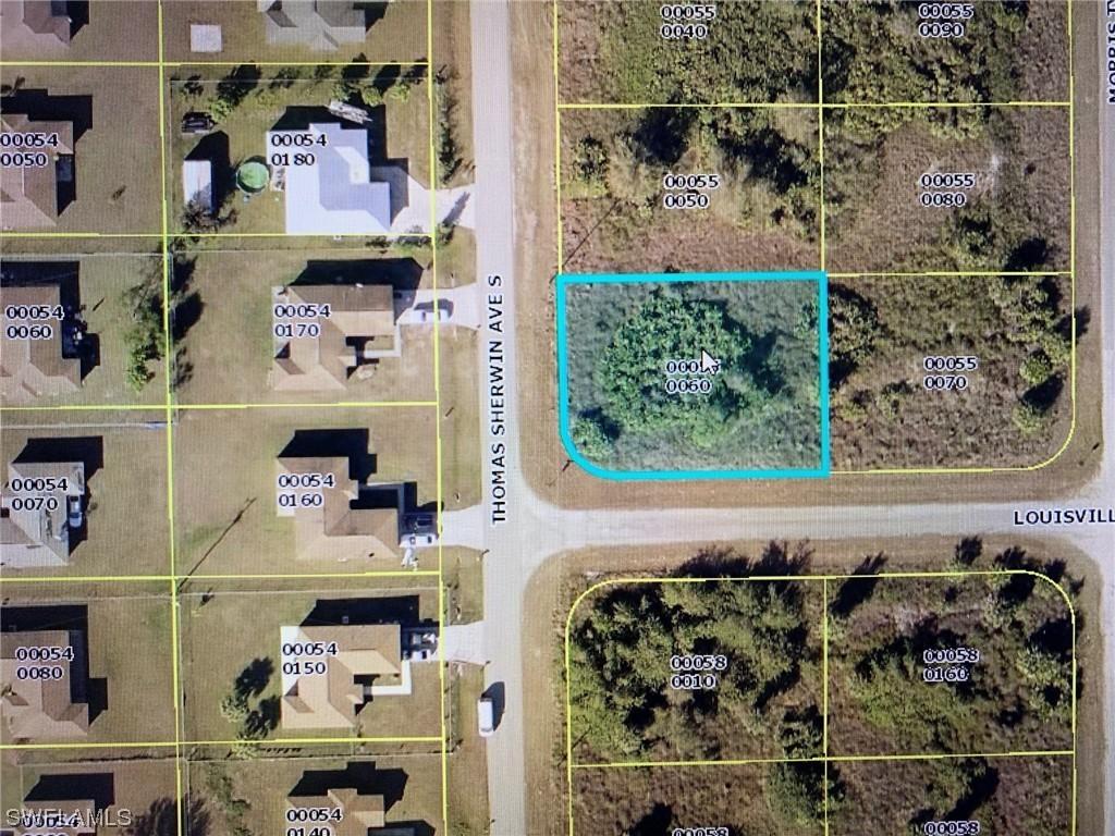 525 Thomas Sherwin Ave., Lehigh Acres, FL 33974