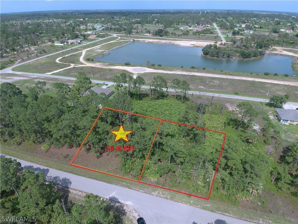 1057 Redbank Ave., Lehigh Acres, FL 33974
