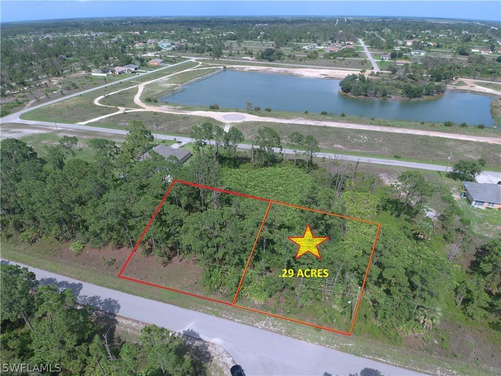 1059 Redbank Ave., Lehigh Acres, FL 33974