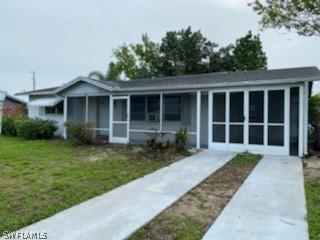 343 Crestwood Ave., Lehigh Acres, FL 33936