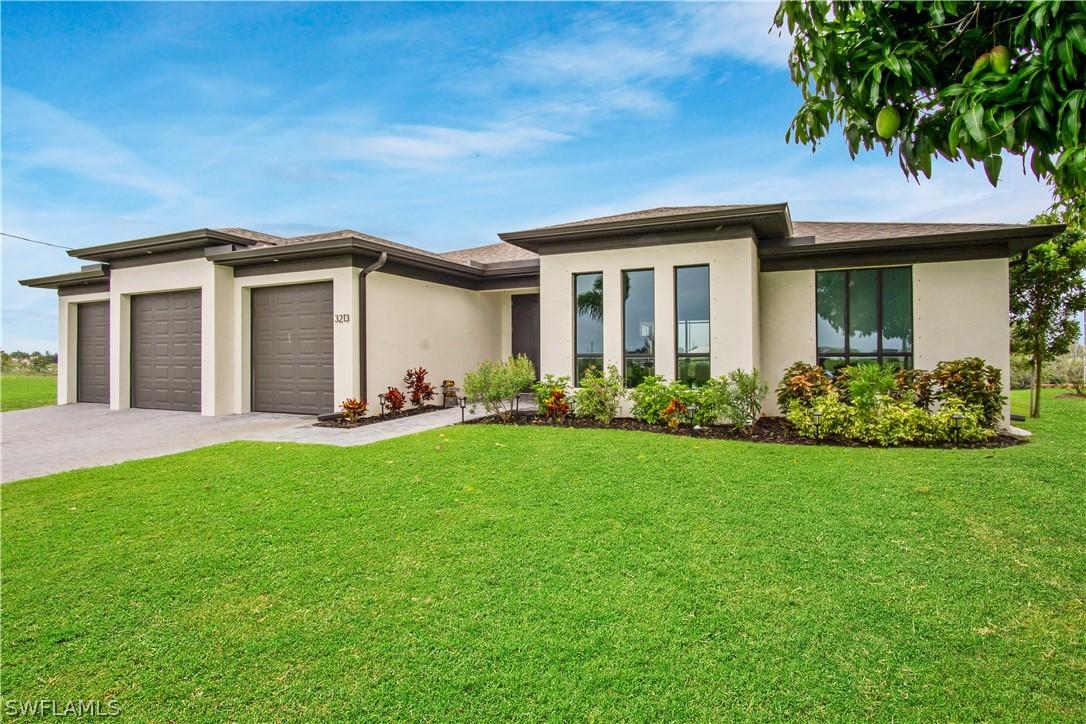 3213 NW 9th St., Cape Coral, FL 33993