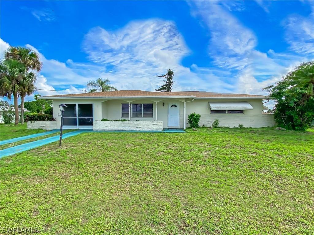 1005 E Jasmine Rd., Lehigh Acres, FL 33936