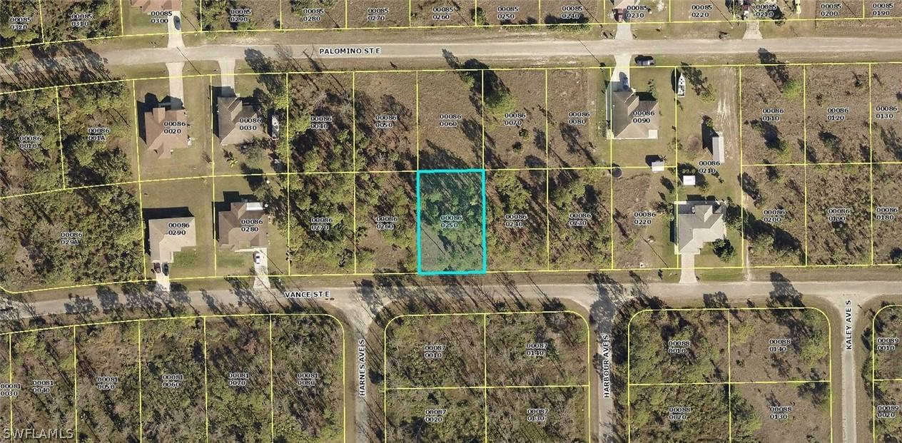 841 Vance St., Lehigh Acres, FL 33974