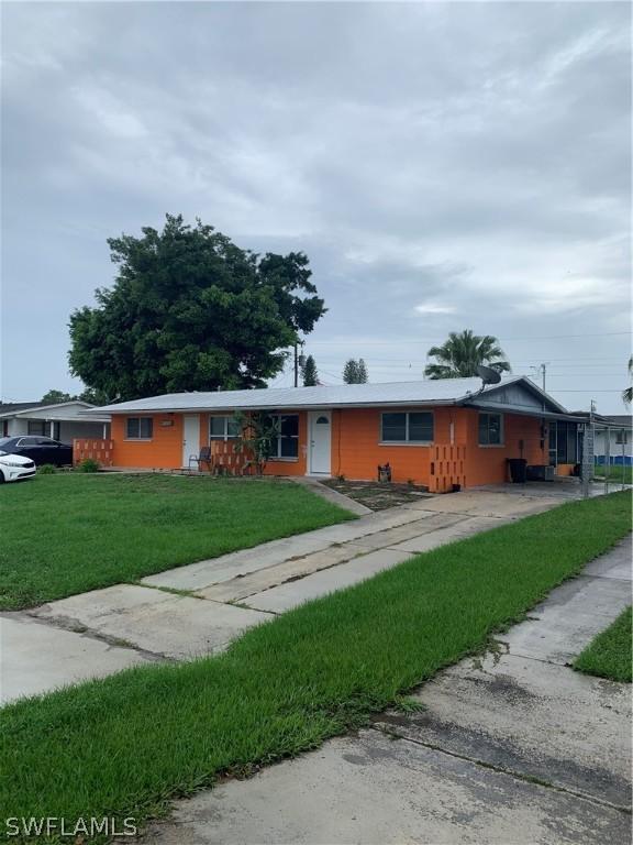 1112-1114 Vineyard St., Lehigh Acres, FL 33936