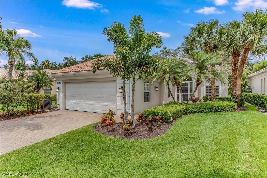 5942 Bermuda Ln., Naples, FL 34119