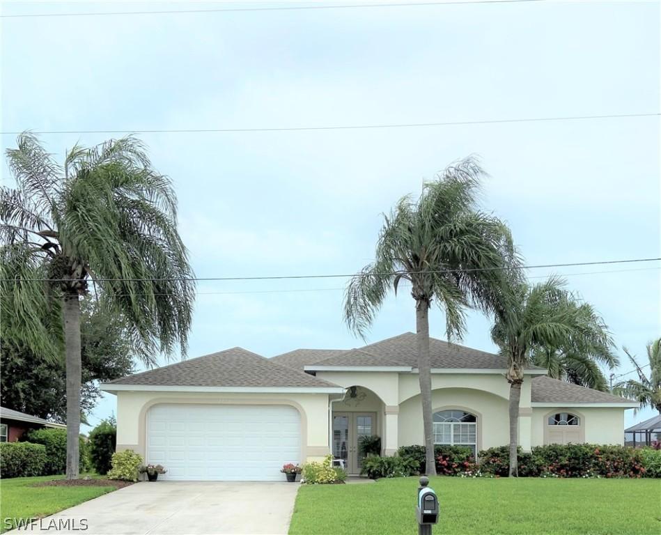 2922 SE 11th Pl., Cape Coral, FL 33904
