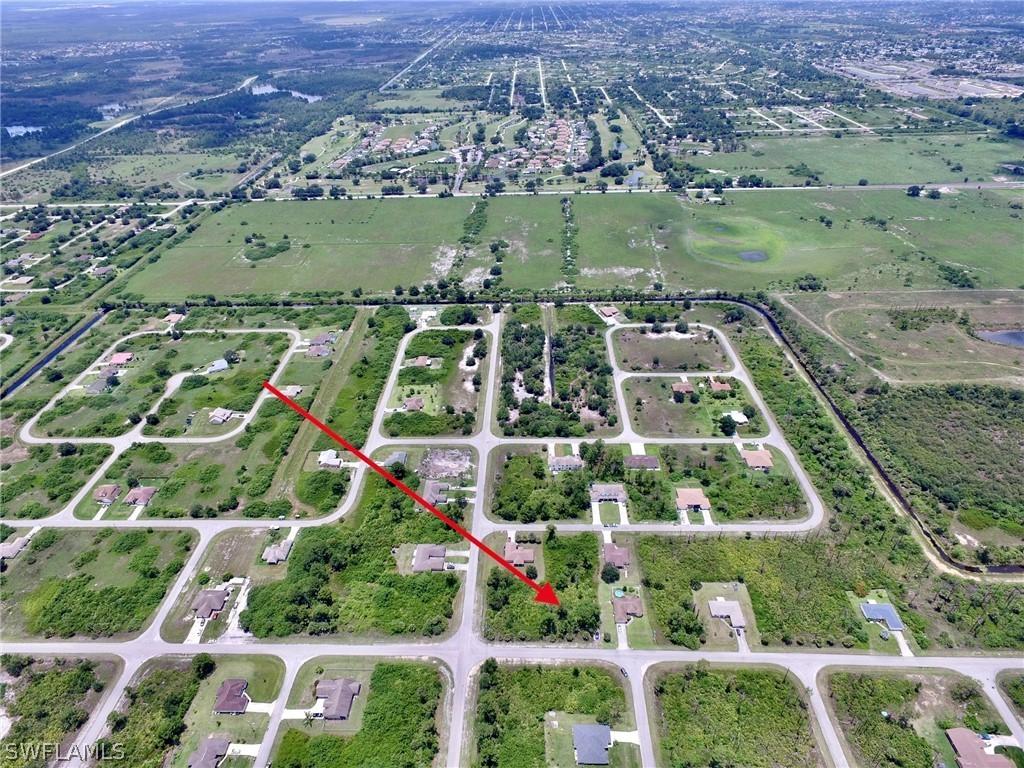 396 Charwood Ave., Lehigh Acres, FL 33974