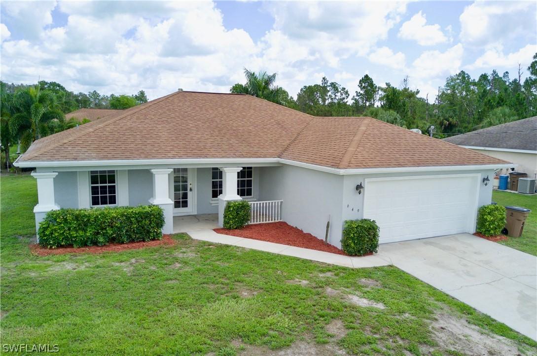 649 Kraft St., Lehigh Acres, FL 33974