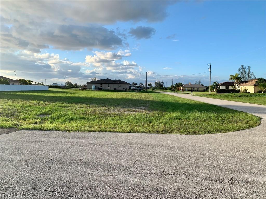 1800 NW 36th Pl., Cape Coral, FL 33993