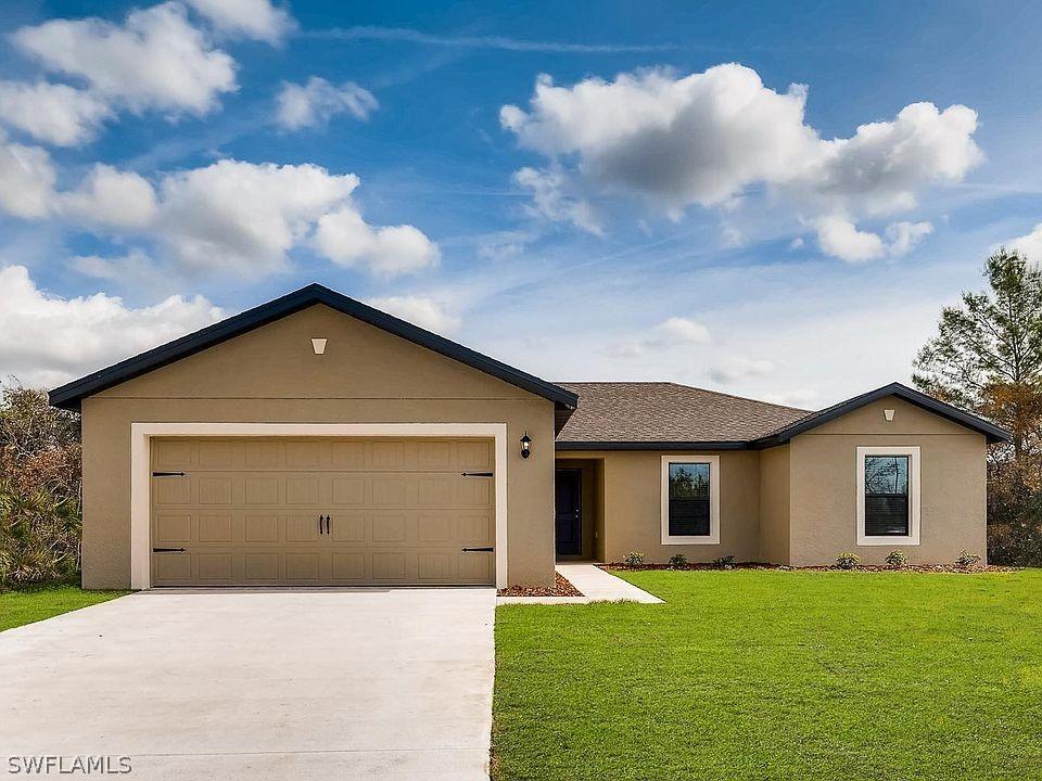 1806 NE 2nd Pl., Cape Coral, FL 33909