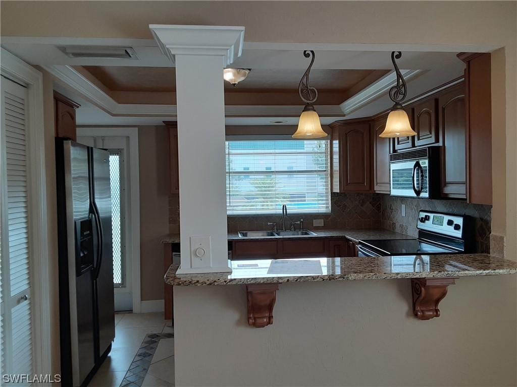 1100 8th Ave. #210B, Naples, FL 34102