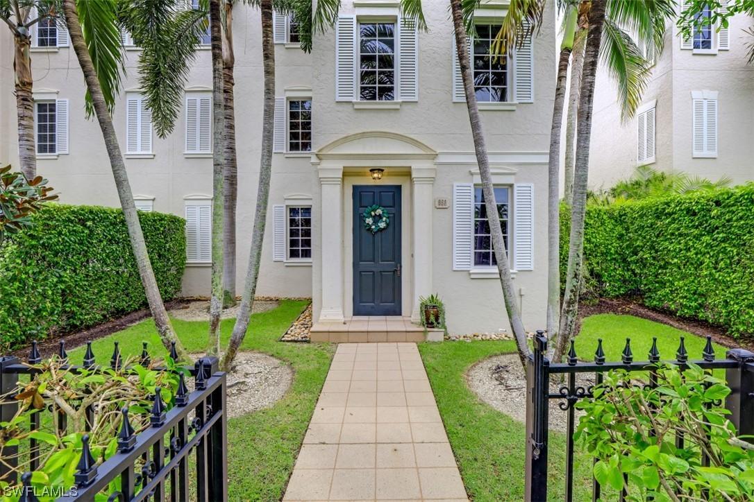 868 4th St. #11, Naples, FL 34102