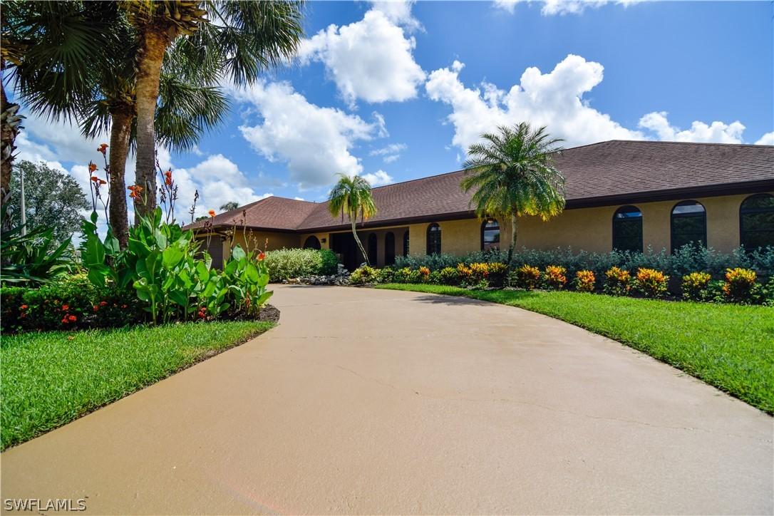 20 Irwin Ave., Lehigh Acres, FL 33936
