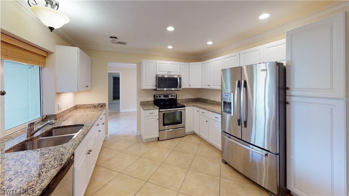 230 SE 45th Ter., Cape Coral, FL 33904