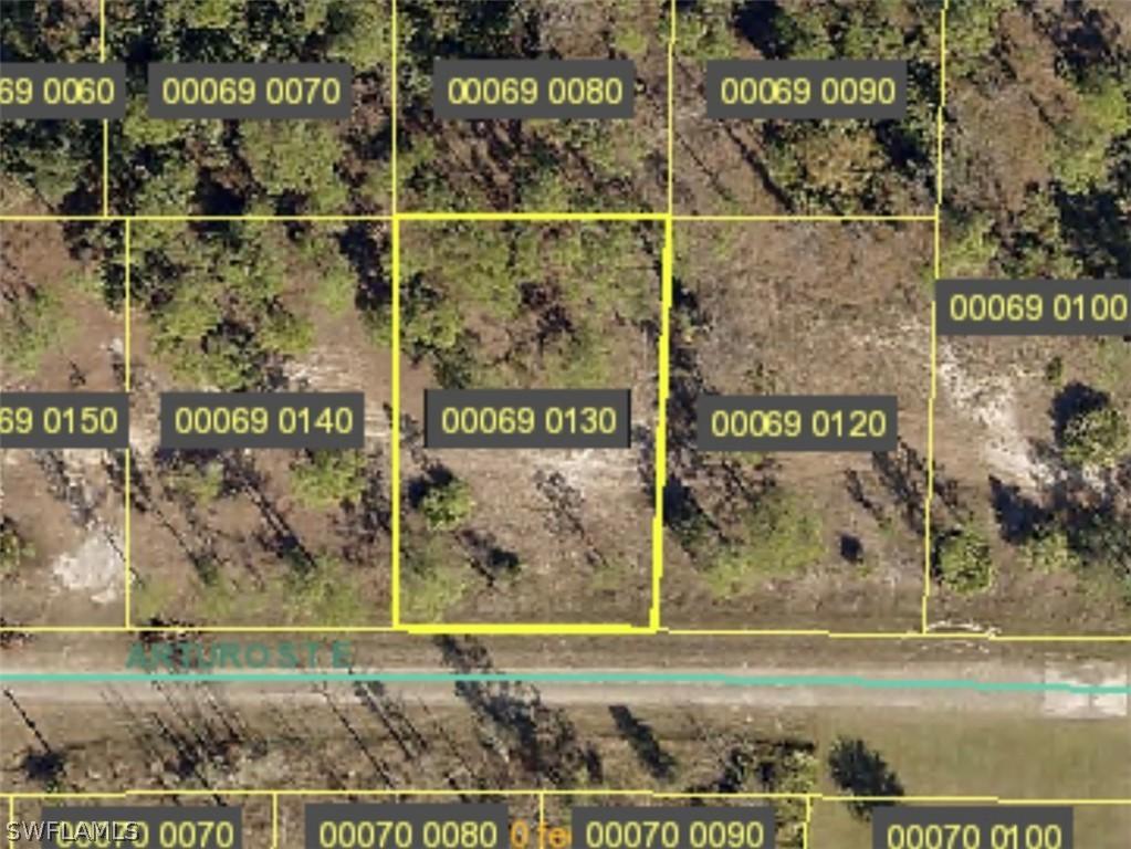 877 Arturo St., Lehigh Acres, FL 33974