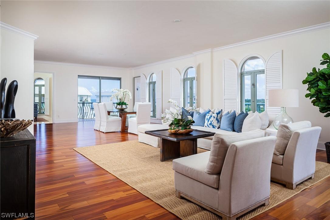 1221 Gulf Shore Blvd. #901, Naples, FL 34102