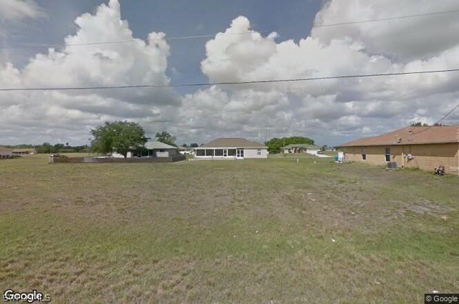 526 NE 7th Ave., Cape Coral, FL 33909