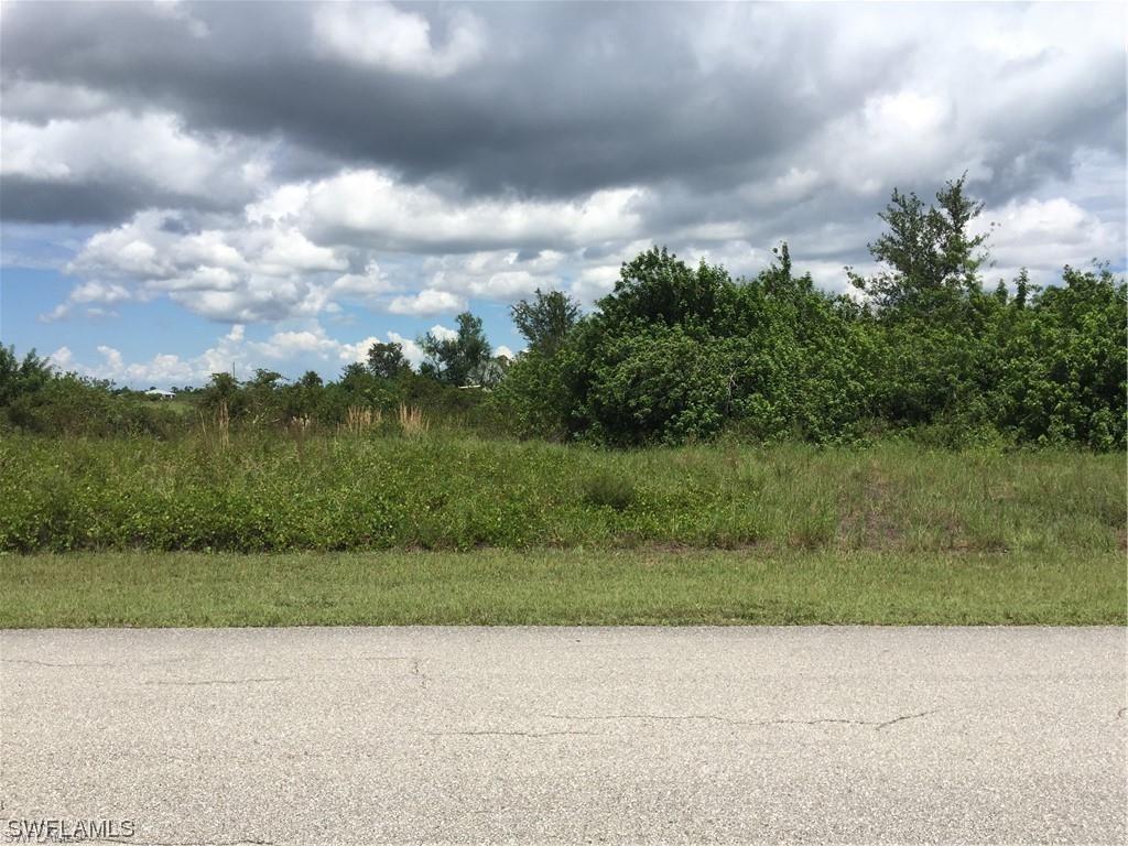 4505 E 14th St., Lehigh Acres, FL 33972