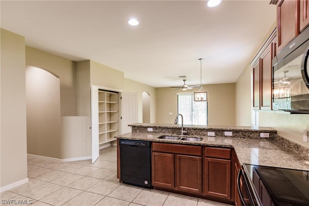 1507 SW 22nd Pl., Cape Coral, FL 33991