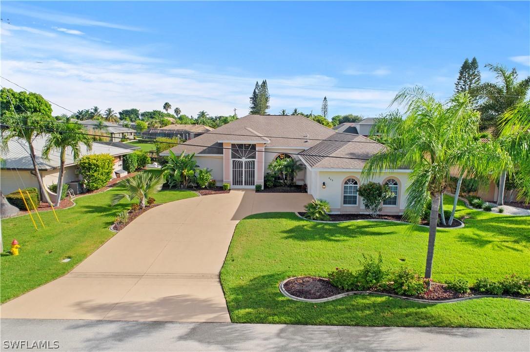 609 SE 33rd Ter., Cape Coral, FL 33904