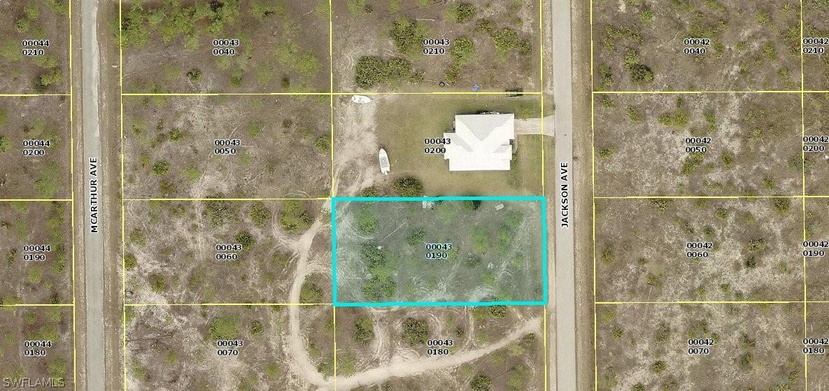1113 Jackson Ave., Lehigh Acres, FL 33972