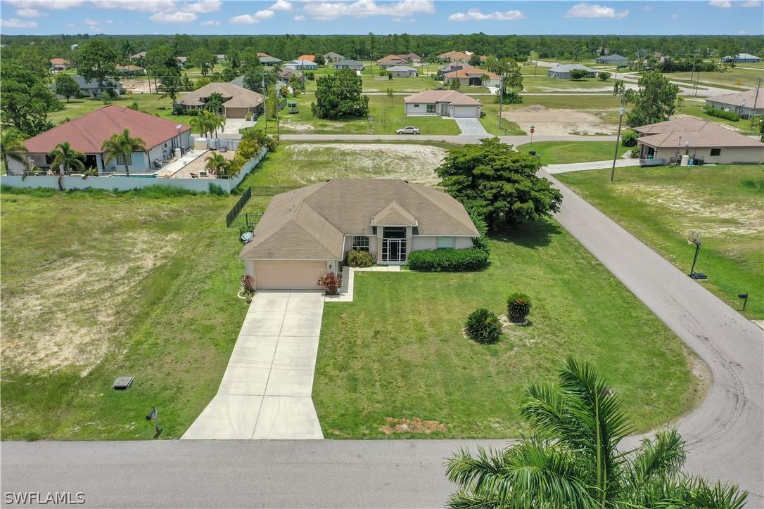 2413 NW 27th Ter., Cape Coral, FL 33993