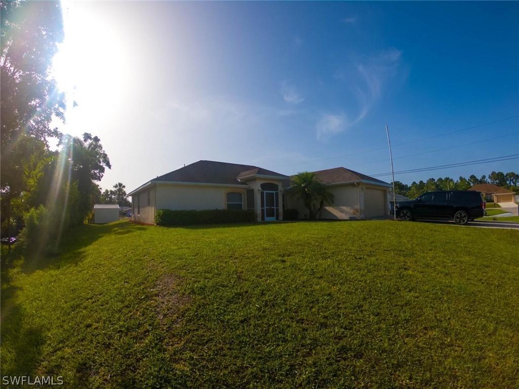 32 Duval Ave., Lehigh Acres, FL 33936