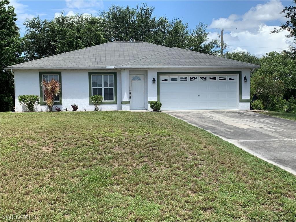 137 NE 6th Pl., Cape Coral, FL 33909