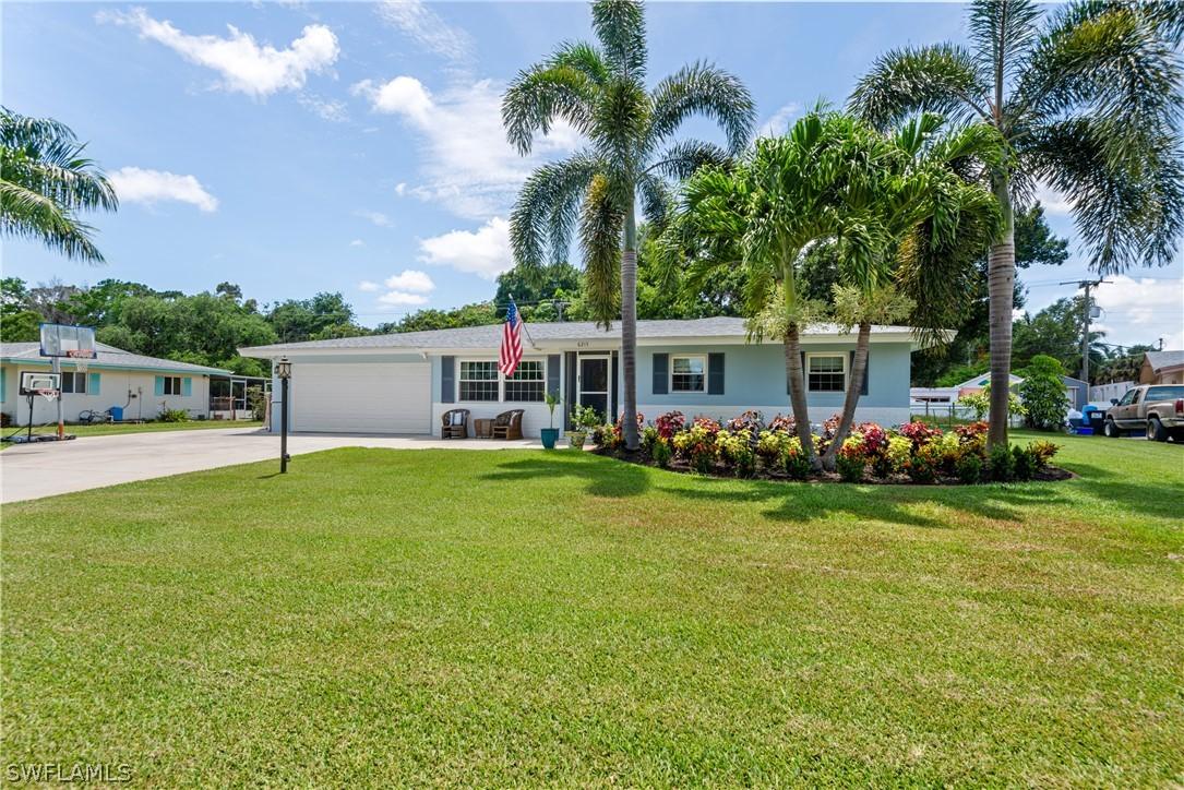 6215 Saint Andrews Cir., Fort Myers, FL 33919