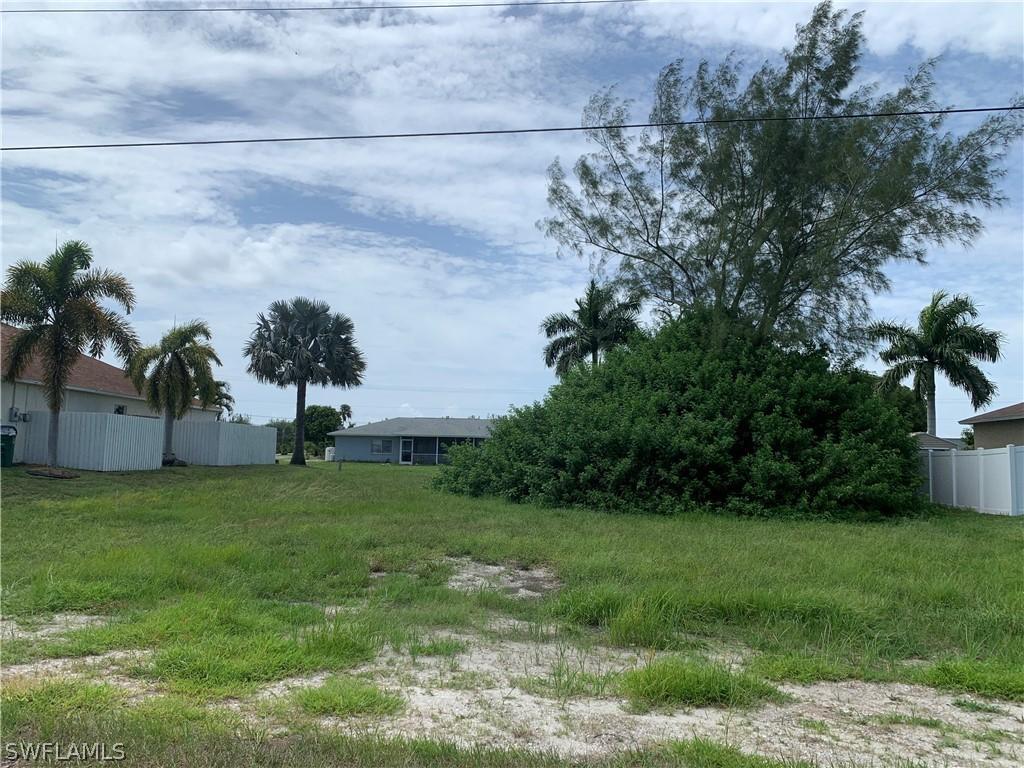 3235 SW 3rd Ln., Cape Coral, FL 33991