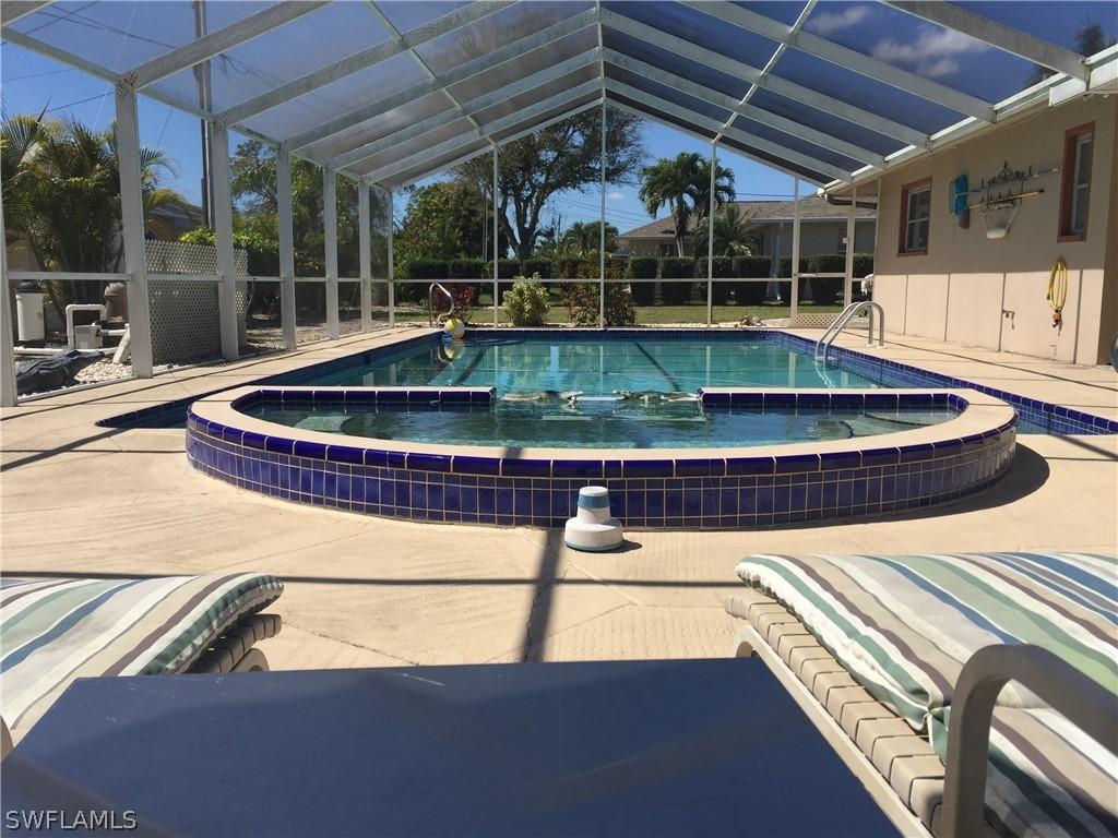 628 SE 21st St., Cape Coral, FL 33990